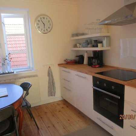 Ferienwohnungen Hebbel Husum  Bagian luar foto