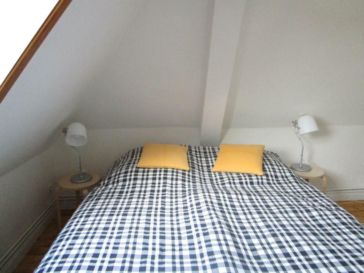 Ferienwohnungen Hebbel Husum  Bagian luar foto