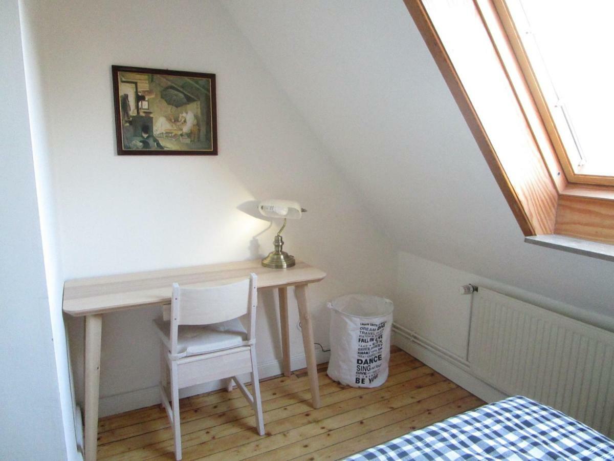 Ferienwohnungen Hebbel Husum  Bagian luar foto